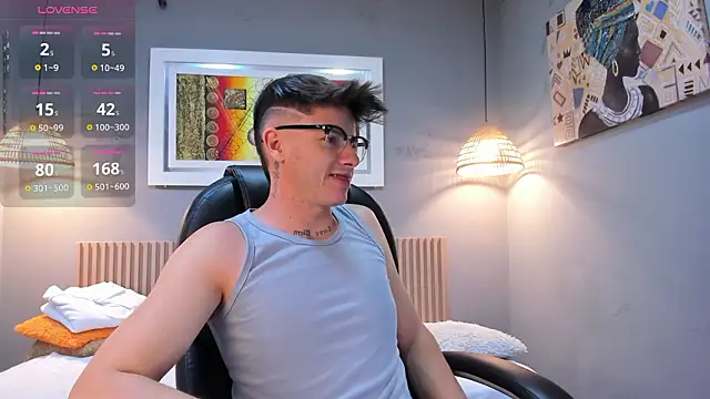 Snapshot of tossetrech chatting on March 25, 3:12 am tossetrech online show from March 25, 3:12 am