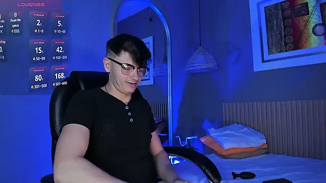 Snapshot of tossetrech chatting on March 26, 3:34 am tossetrech online show from March 26, 3:34 am