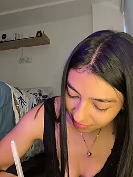 Snapshot of Liissa_cute_ chatting on May 11, 4:04 pm Liissa cute online show from May 11, 4:04 pm