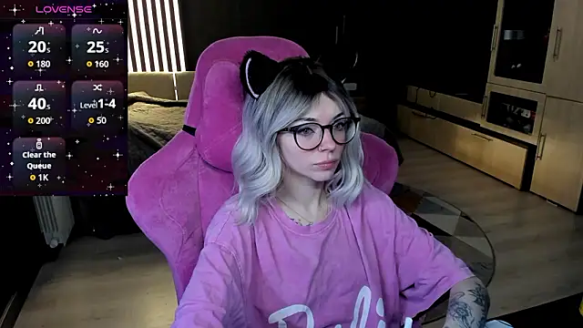 Snapshot of The_love_project chatting on March 29, 11:38 pm The love project online show from March 29, 11:38 pm