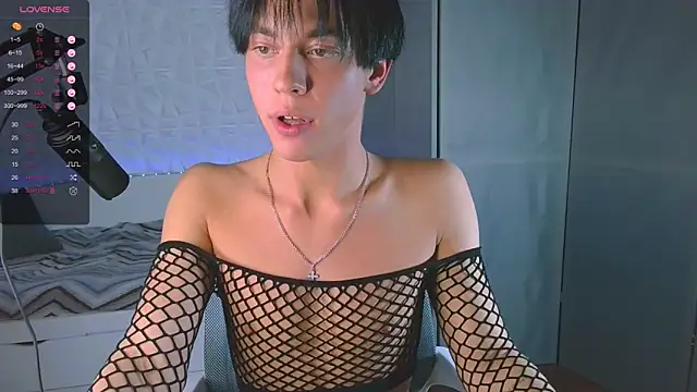 Snapshot of Jerry_Bomb chatting on October 15, 3:06 am Jerry Bomb online show from October 15, 3:06 am