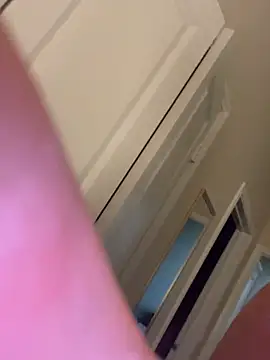 Marilin33 online show from December 18, 9:54 pm