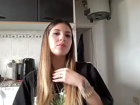 Snapshot of Lolykush chatting on September 21, 5:36 pm Lolykush online show from September 21, 5:36 pm