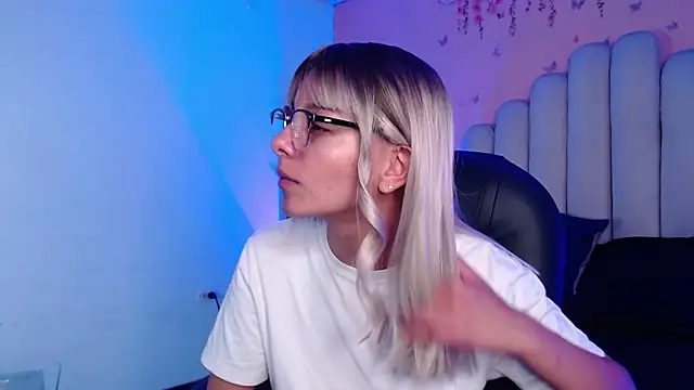 peyton golden1 online show from October 17, 3:20 am