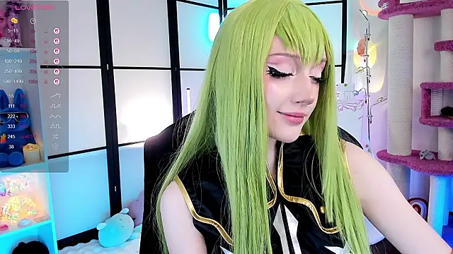 Snapshot of LilithLin chatting on March 25, 6:47 pm LilithLin online show from March 25, 6:47 pm