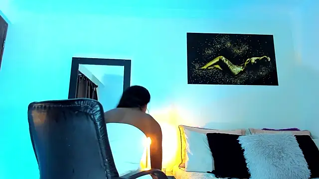 KimberlyBanks2 online show from October 29, 10:17 am