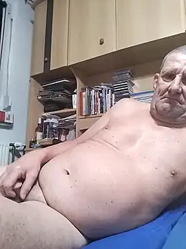 Lutzi1 online show from February 25, 7:23 pm