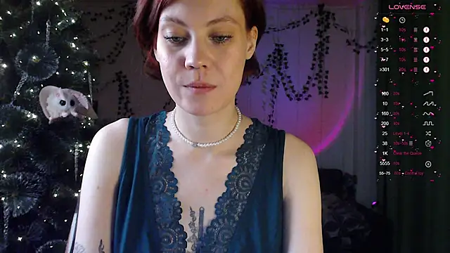 Snapshot of Your_Corvus chatting on December 12, 12:12 pm Your Corvus online show from December 12, 12:12 pm