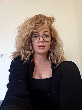 Selenna emma online show from September 17, 11:34 am