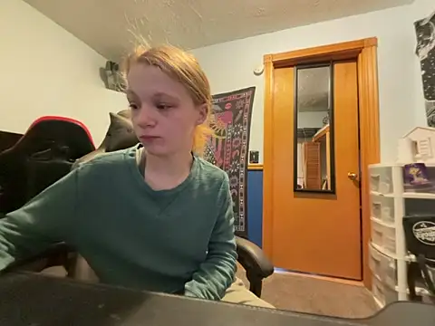 Snapshot of Daddyssllut chatting on September 26, 11:36 am Daddyssllut online show from September 26, 11:36 am