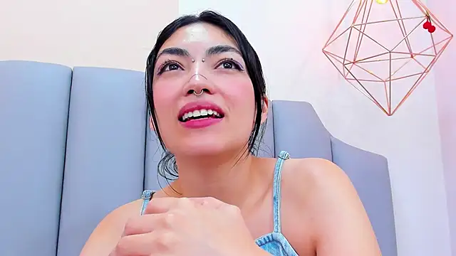 ThailyCherry online show from January 16, 7:31 pm