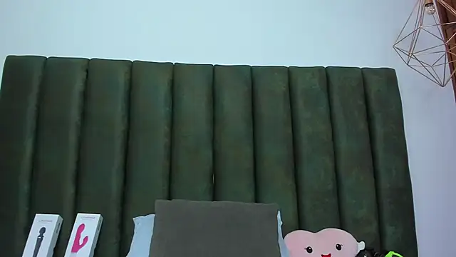 ThailyCherry online show from November 14, 8:07 pm