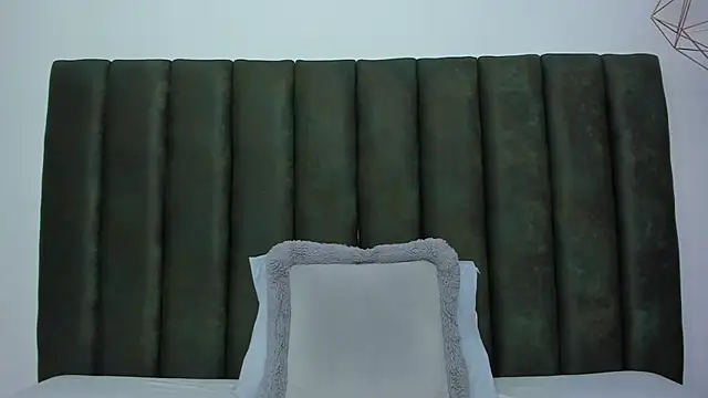 ThailyCherry online show from January 8, 8:22 pm