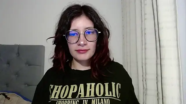 mariana124- online show from January 7, 9:25 pm