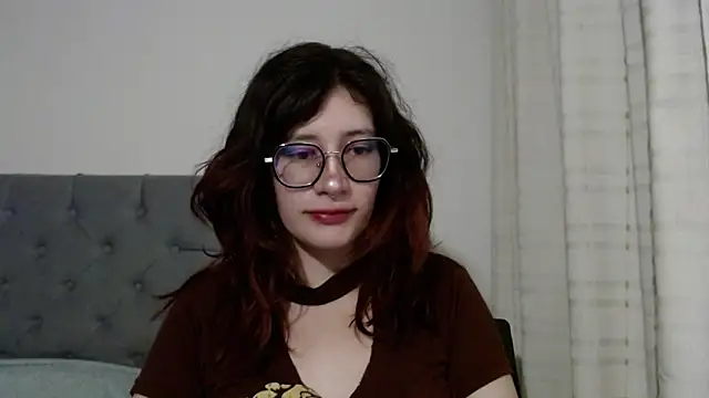 mariana124- online show from February 4, 10:34 pm