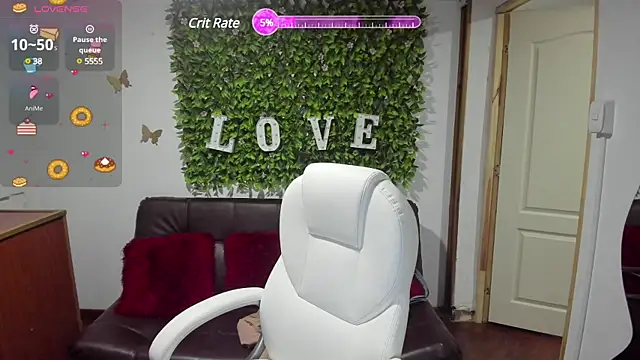 Enma  clark online show from December 6, 3:19 am