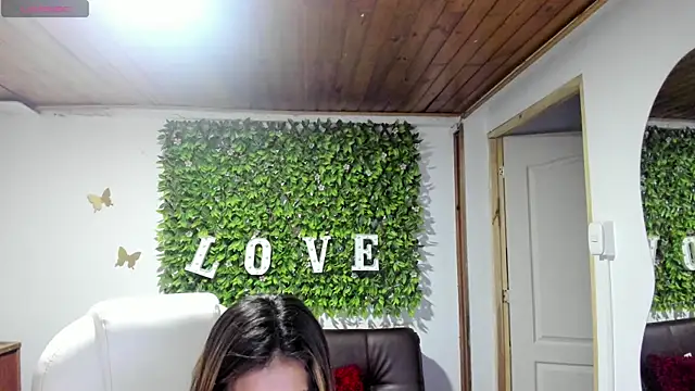 Enma  clark online show from March 10, 7:07 pm