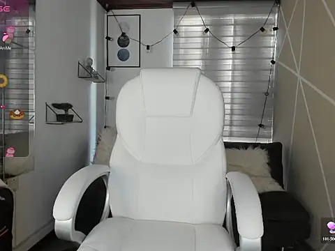 Enma  clark online show from November 4, 8:41 pm