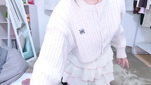 Snapshot of Rico-pin chatting on October 19, 3:23 pm Rico-pin online show from October 19, 3:23 pm