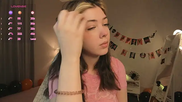 Snapshot of Vanessa_Walters chatting on October 25, 3:03 am Vanessa Walters online show from October 25, 3:03 am