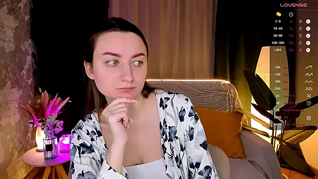 annacooleman online show from November 16, 2:17 am