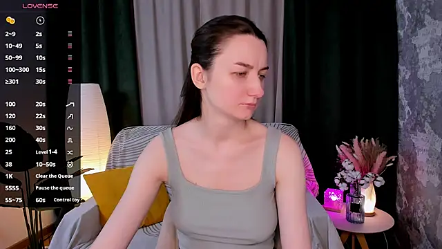 annacooleman online show from March 18, 2:04 am