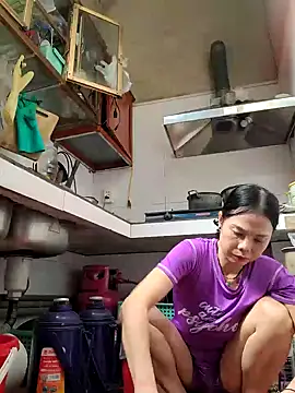 Snapshot of Tinease chatting on October 20, 2:23 am Tinease online show from October 20, 2:23 am