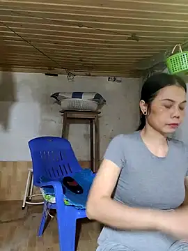 Snapshot of Tinease chatting on November 1, 12:12 am Tinease online show from November 1, 12:12 am