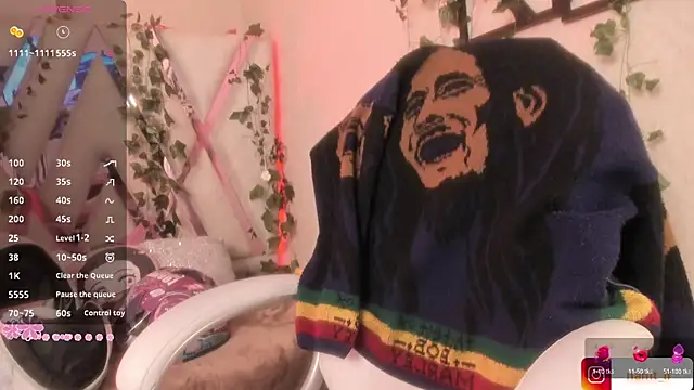 Punkys  online show from September 17, 4:19 pm