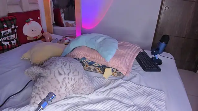 Snapshot of brendaruiz chatting on December 26, 9:22 am brendaruiz online show from December 26, 9:22 am