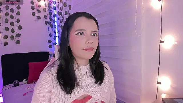 moonliiiight1 online show from January 4, 12:05 am