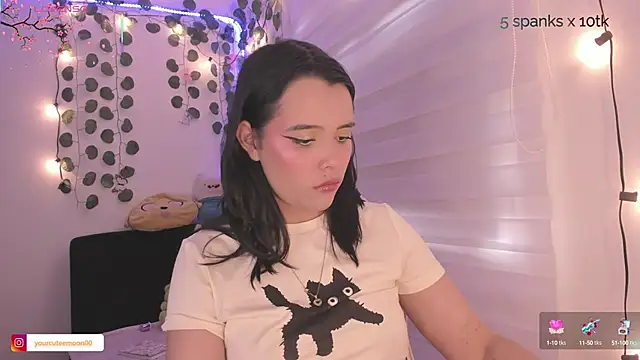 moonliiiight1 online show from February 3, 9:07 pm