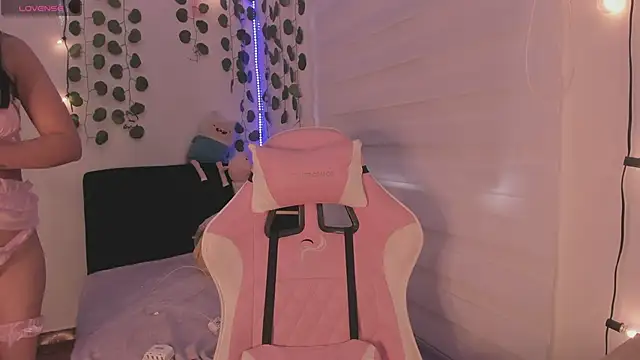 moonliiiight1 online show from February 24, 10:03 pm