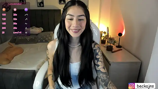 Snapshot of Beck_jones chatting on September 18, 1:46 pm Beck jones online show from September 18, 1:46 pm