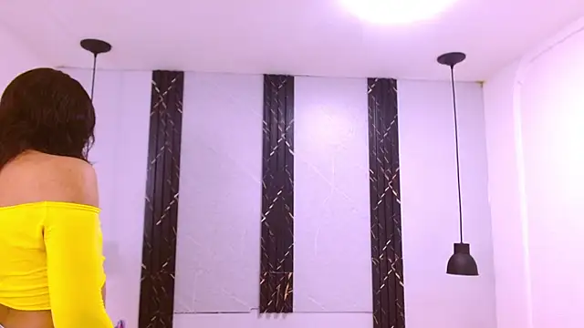 AndreaGil  online show from March 5, 12:34 pm