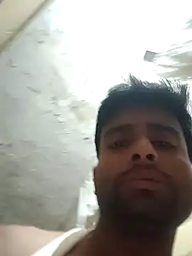 PRIYANHUxh online show from April 3, 6:17 pm