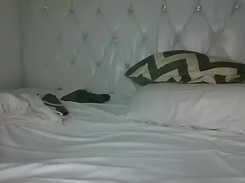 Candykitten online show from March 6, 11:20 pm