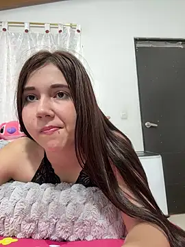 mia cooper 24 online show from January 3, 7:29 pm