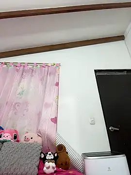 mia cooper 24 online show from February 17, 1:10 pm