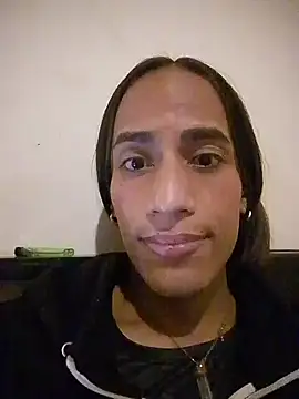 AlexaWarner online show from December 4, 5:17 am