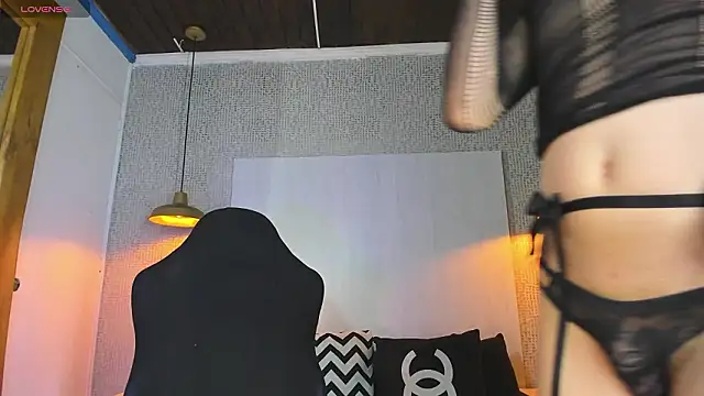 VladHellsing4 online show from January 17, 2:44 pm