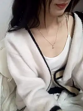 Snapshot of Lovely_kute chatting on February 26, 7:42 am Lovely kute online show from February 26, 7:42 am