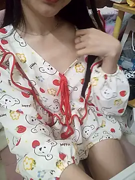 Snapshot of Lovely_kute chatting on September 30, 10:26 pm Lovely kute online show from September 30, 10:26 pm