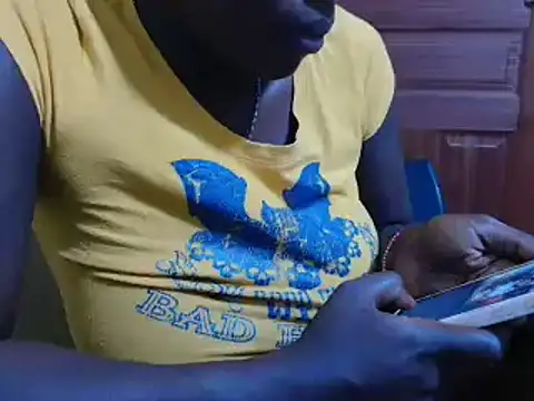 Snapshot of Golden_diver chatting on January 3, 4:59 pm Golden diver online show from January 3, 4:59 pm