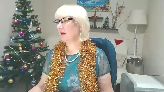 Snapshot of FleurMays chatting on December 23, 6:22 am FleurMays online show from December 23, 6:22 am