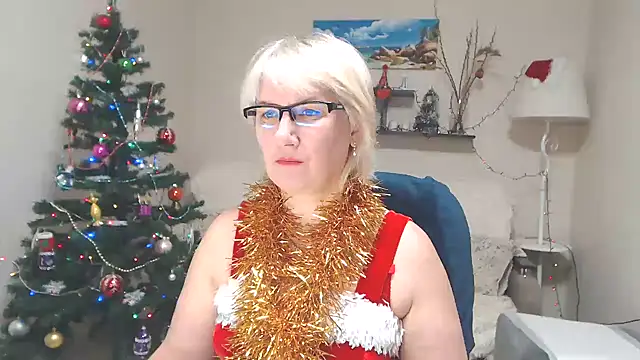 Snapshot of FleurMays chatting on December 26, 5:15 am FleurMays online show from December 26, 5:15 am