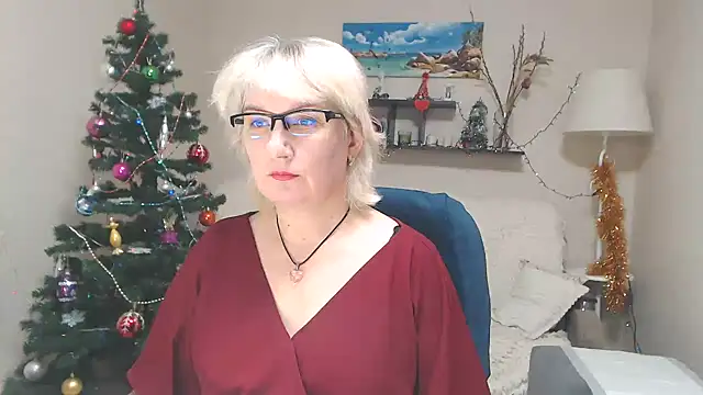 Snapshot of FleurMays chatting on January 14, 5:30 am FleurMays online show from January 14, 5:30 am