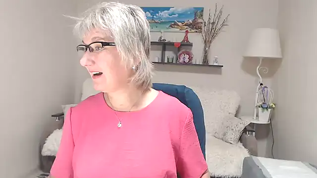 FleurMays online show from October 17, 5:21 am