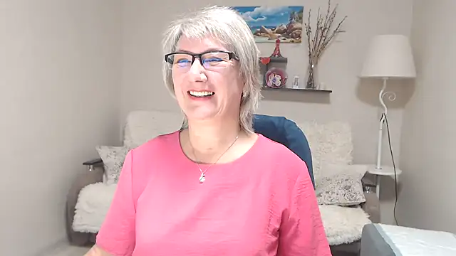 FleurMays online show from October 22, 4:57 am