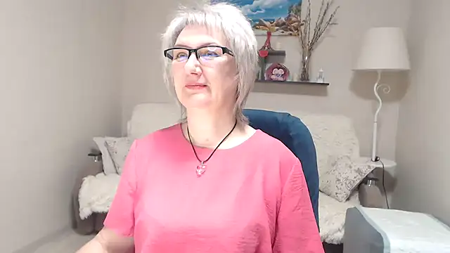 FleurMays online show from February 20, 6:10 am